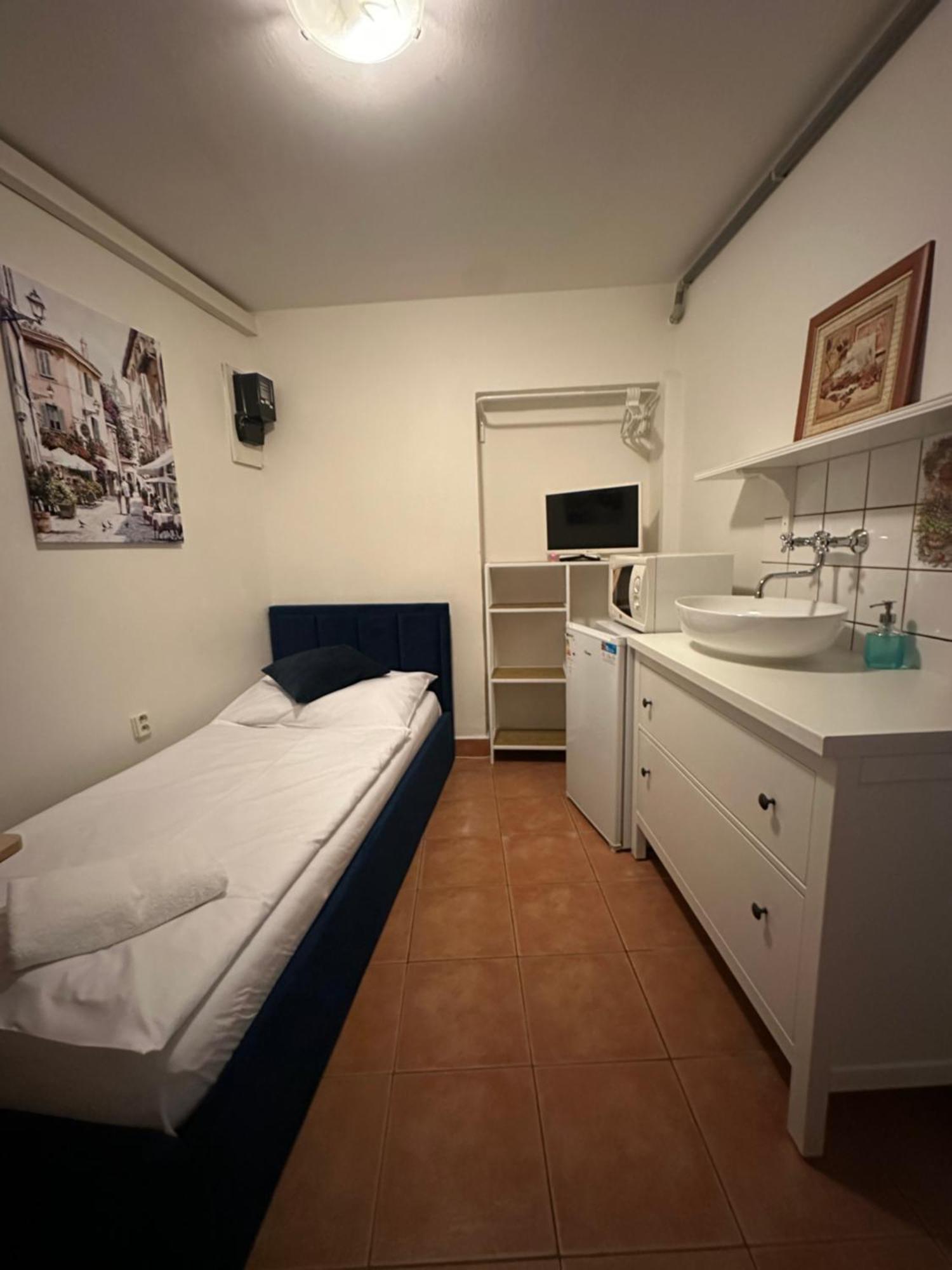 P4D Room Чешка Будьовица Екстериор снимка